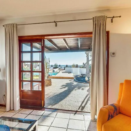 Villa Kura Pcarmen *